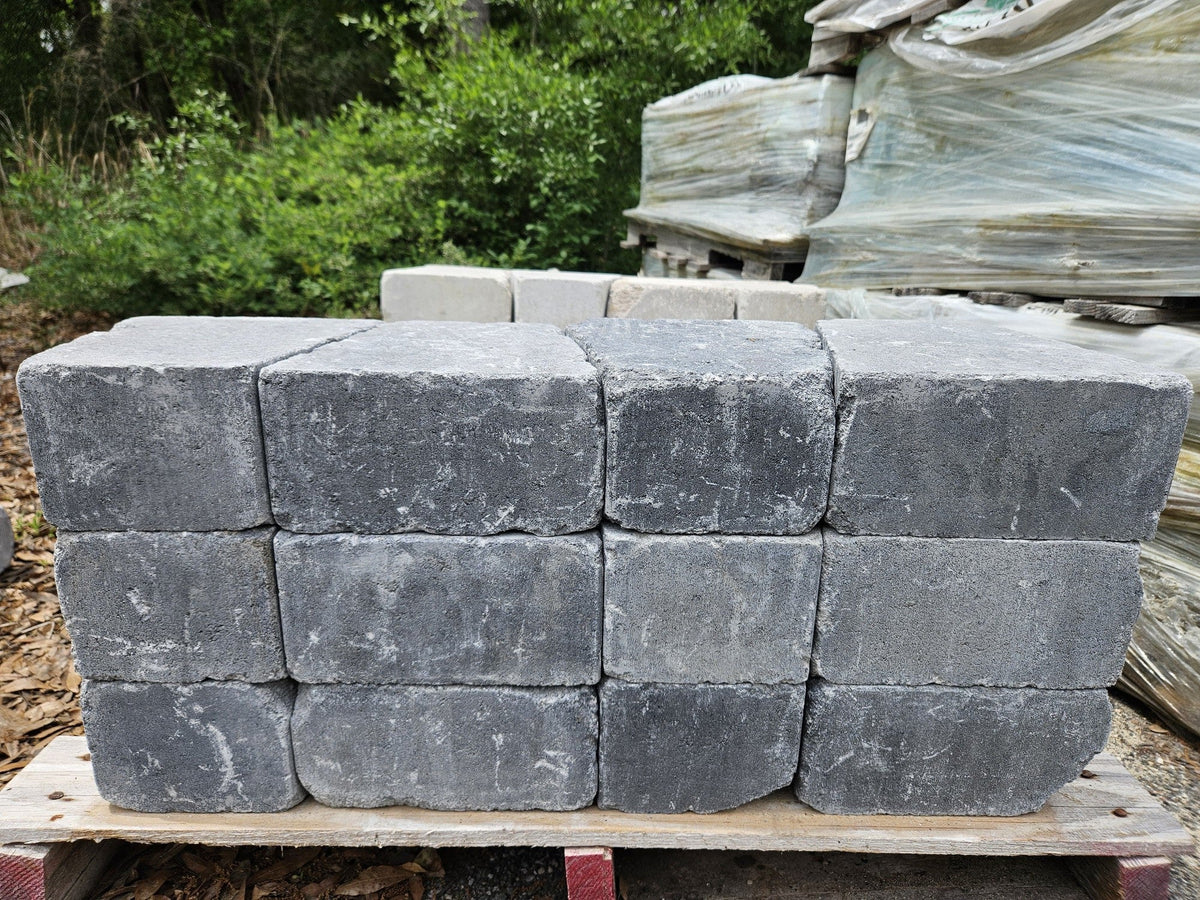 Tumbled stone wall courses, finish 3